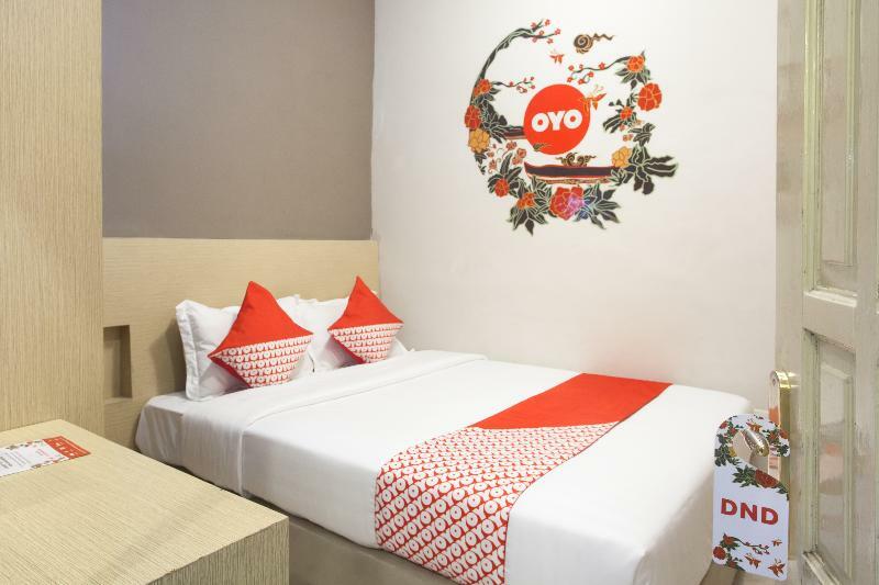 We Stay Residence Redpartner Surabaya Dış mekan fotoğraf